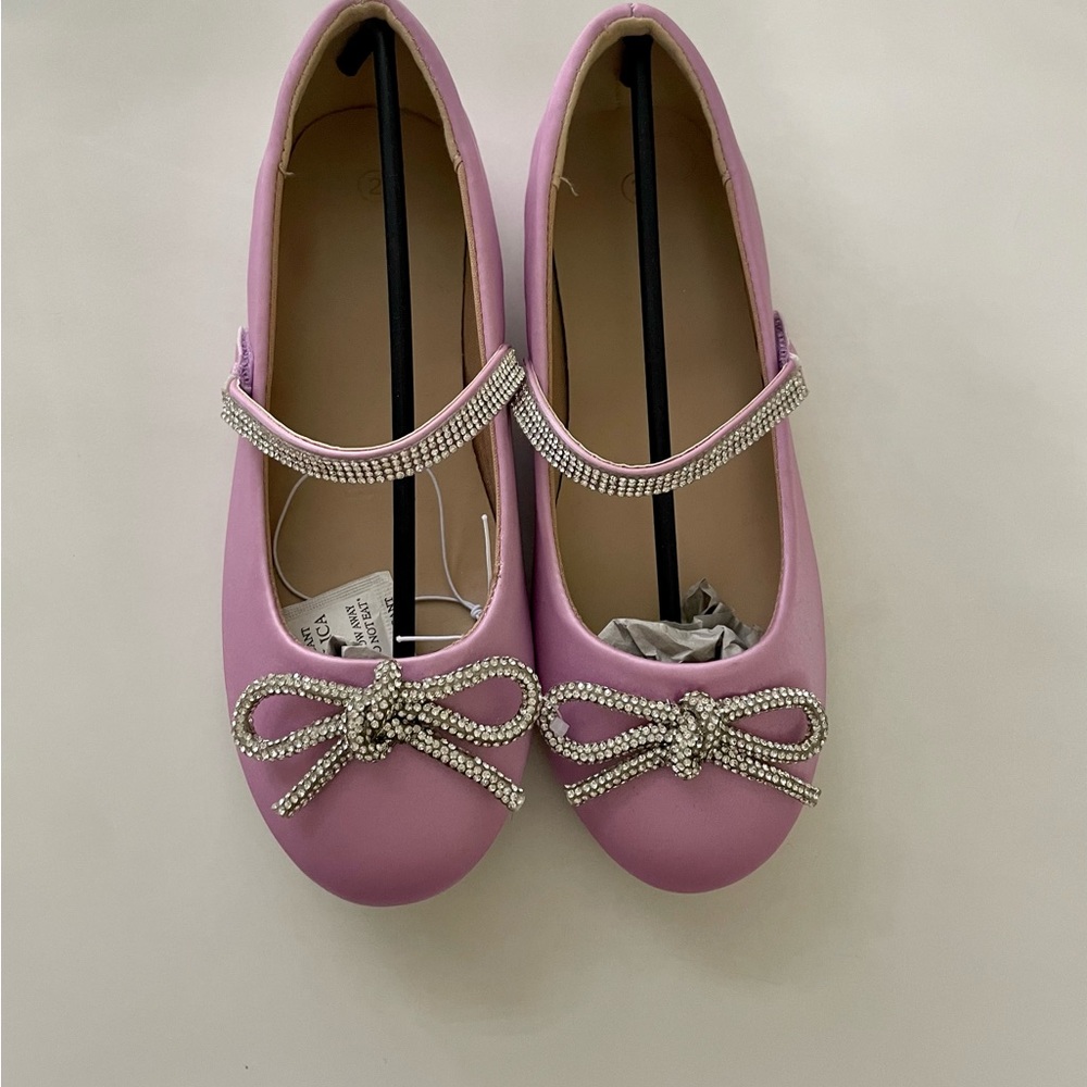 New size 2 girl dress shoes.